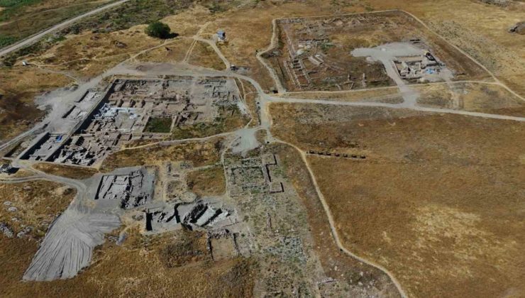 4 bin yıllık Kültepe’de yeni evler bulundu