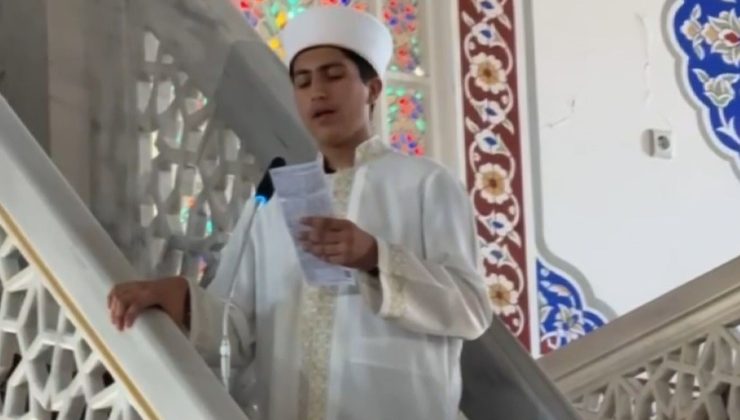 Genç hafızın Ayasofya hayali: İlk Cuma namazını Saray Camisi’nde kıldırdı