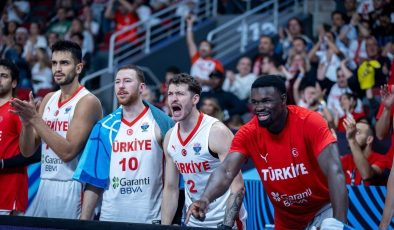 A Milli Erkek Basketbol Takımı’ndan 41 sayılık fark