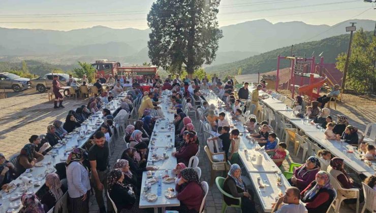 Adana’da orman yangınlarının sönmesi için dualar edildi, kurban kesildi