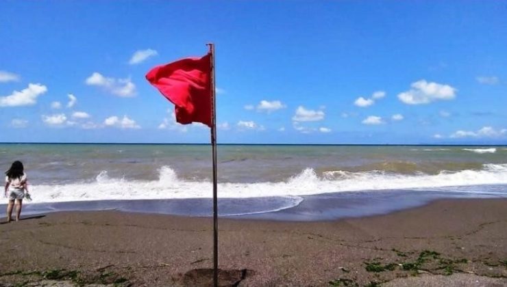 Akçakoca’da denize girmek yasaklandı