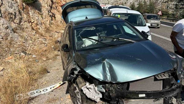 Antalya’da trafik kazası; 5 yaralı