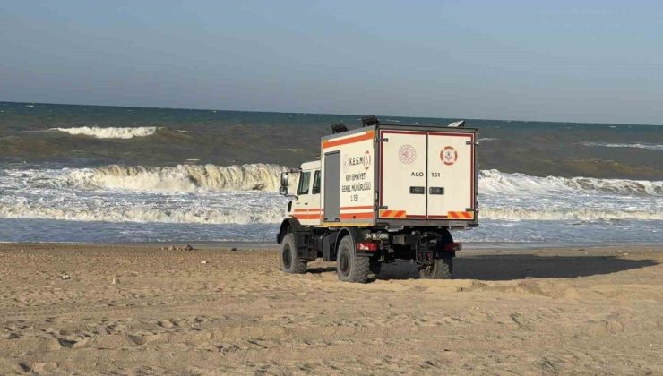 Arnavutköy’de yasağa rağmen denize giren bir kişi boğuldu
