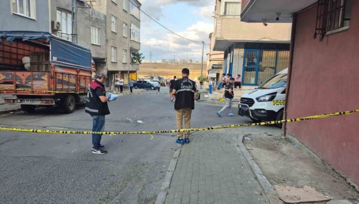 Avcılar’da “yan baktın” kavgası: 1 ölü