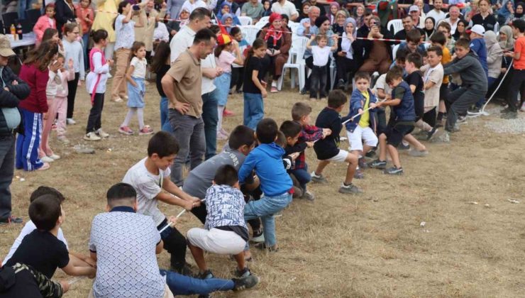 Bafra 1. İğdir Toyu Yayla ve Keşkek Şenliği, renkli anlara sahne oldu