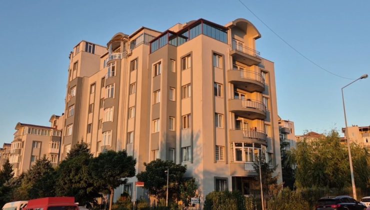 Bahçeşehir’de karısını silahla ağır yaralayan şahıs, ardından silahı kendi kafasına dayadı
