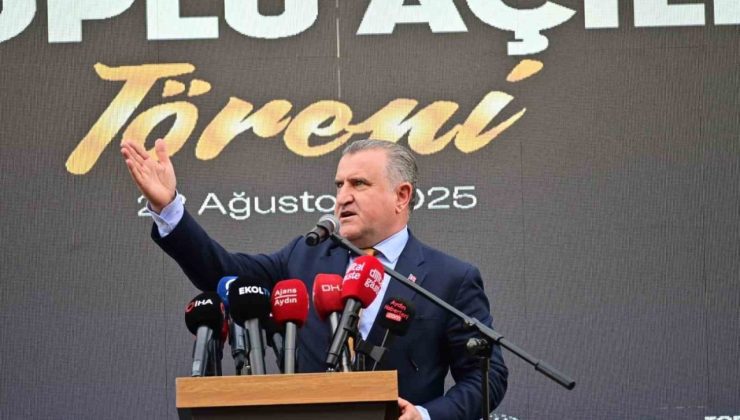 Bakan Bak: “Türkiye bir spor devrimi yaşamaktadır”