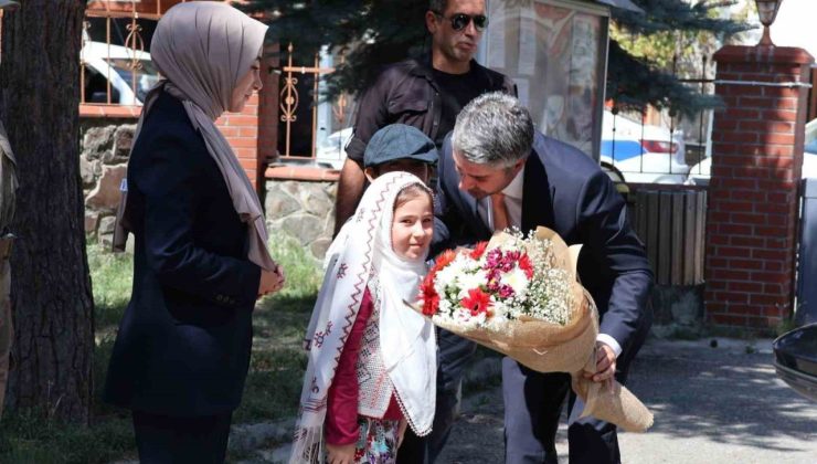 Bakan Yardımcısı Tarıkdaroğlu, “Aileyi güçlendirecek çalışmaları yakından izliyoruz”