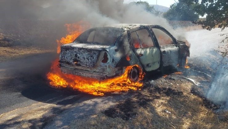 Balıkesir’de araç yangını ormana sıçramadan söndürüldü