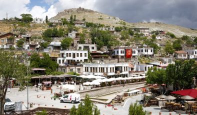 Başkan Pekyatırmacı’dan YKS başarısı için tebrik ve Selçuklu’ya hoş geldin mesajı