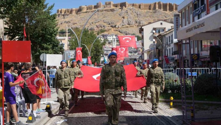 Bayburt’ta 30 Ağustos Zafer Bayramı coşkuyla kutlandı