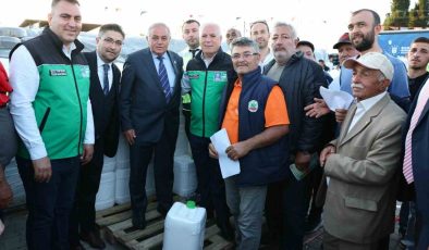 Bursa Büyükşehir’in “sıvı gübresi” çiftçiden tam not aldı