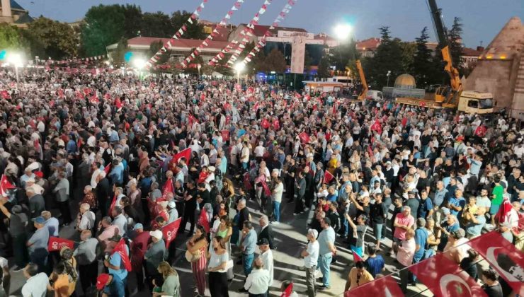 CHP Genel Başkanı Özel, Kırşehir’deki mitingde konuştu