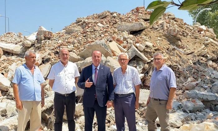 CHP’li Akay, Düzce’de deprem sonrası yarım kalan projeleri gündeme getirdi