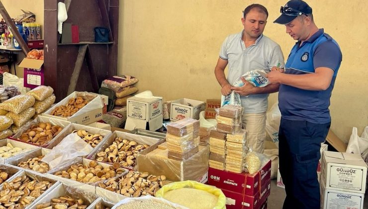 Çine’de zabıta ekiplerinden pazar yerinde sıkı denetim
