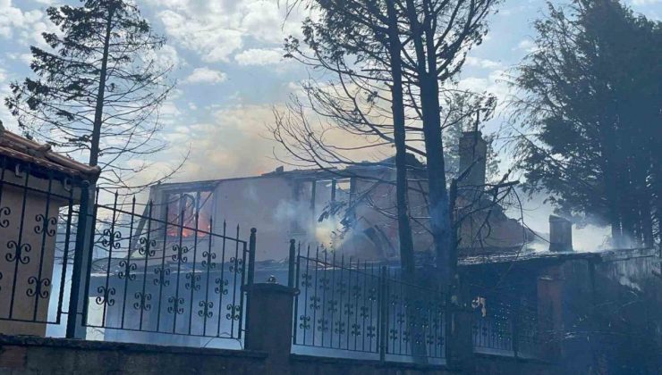 Çorlu’da korkutan yangın: Yerleşim yerlerine sıçradı