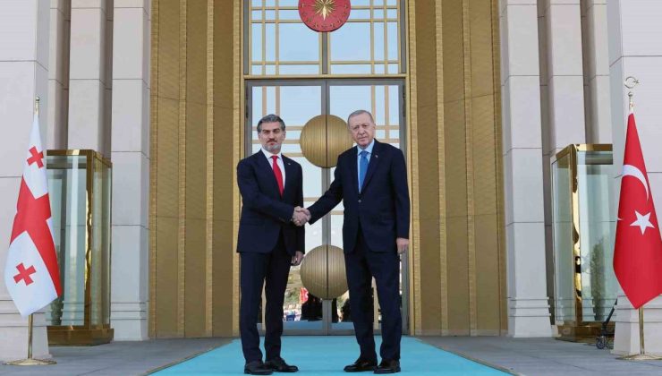 Cumhurbaşkanı Erdoğan, Gürcistan Cumhurbaşkanı  Kavelashvili’yi  törenle karşıladı