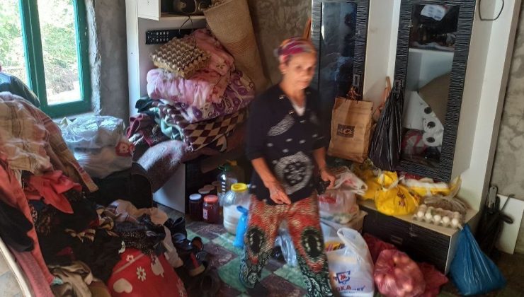 Devrekli çift yıkılmak üzere olan evde hayat mücadelesi veriyor