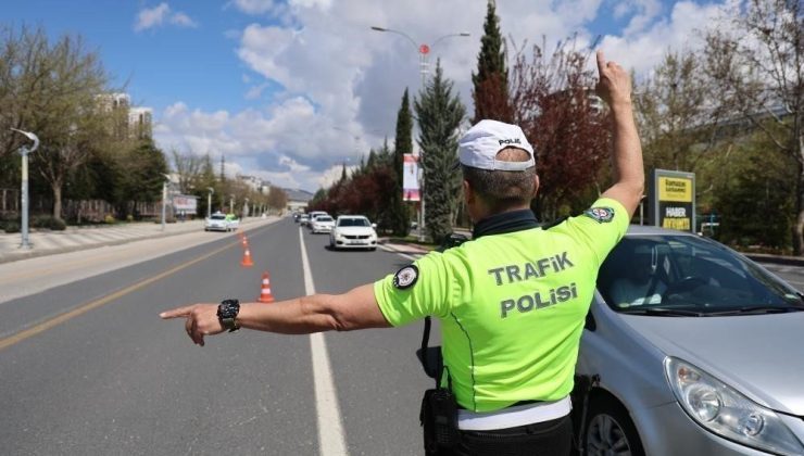 Düzce’de 1 haftada 2 bin 572 araca cezai işlem uygulandı