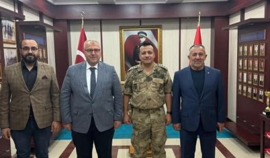 Eğitim Alay Komutanı Bozkurt görevine başladı