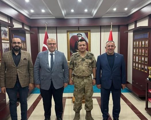 Eğitim Alay Komutanı Bozkurt görevine başladı