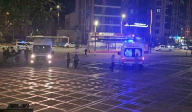 Elazığ’da bıçaklı kavga: 2 yaralı