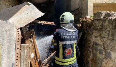 Elazığ’da havalandırma boşluğunda çıkan yangın paniğe neden oldu