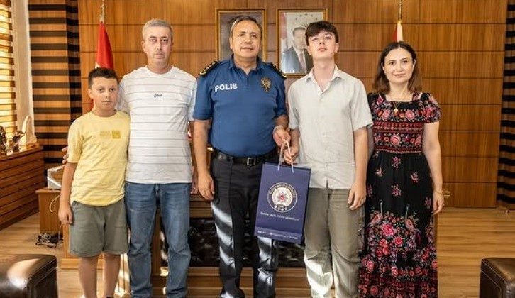 Emniyet Müdürü Yılmaz’dan LGS’de başarılı olan öğrencilere tebrik