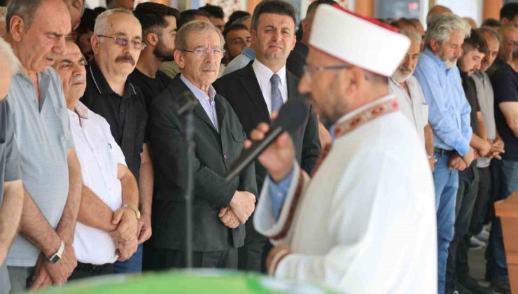 Eski bakan Abdüllatif Şener’in acı günü