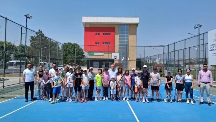 Geleceğin sporcularına kaymakam desteği