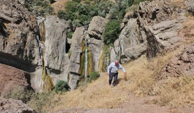 Hakkari’nin saklı cenneti Marînüs Şelalesi insanları büyülüyor