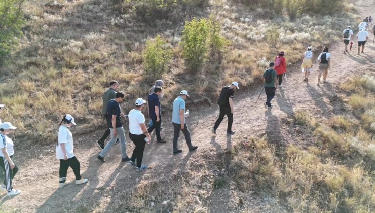 Harmankaya Kanyonu’nda doğa yürüyüşü