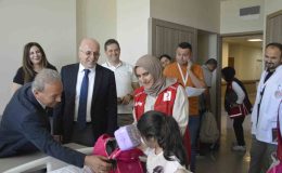 Hasta çocuklara kırtasiye desteği