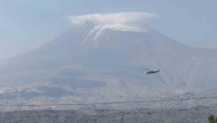 Iğdır’da yüksek gerilim hatları için helikopterle korumalar takılıyor
