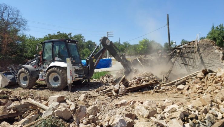 İnönü Belediyesi kırsal bölgelerde çalışmalarına aralıksız devame diyor
