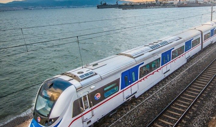 İZBAN’da ’90 dakika aktarma’ kaldırıldı
