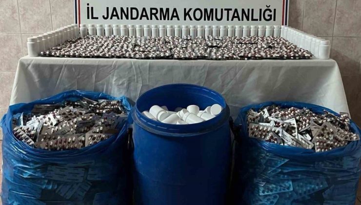 İzmir’de jandarma, uyuşturucu tacirlerine nefes aldırmadı: 87 şüpheli yakalandı