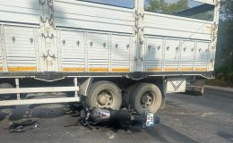 İzmir’de motosiklet sürücüsü genç, kaza kurbanı