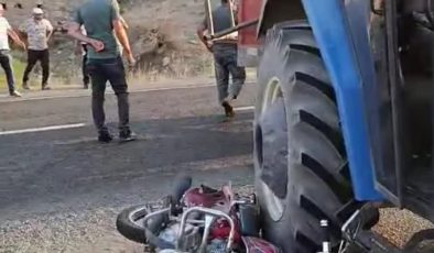 Kağızman’da traktör ile motosiklet çarpıştı: 1 ölü