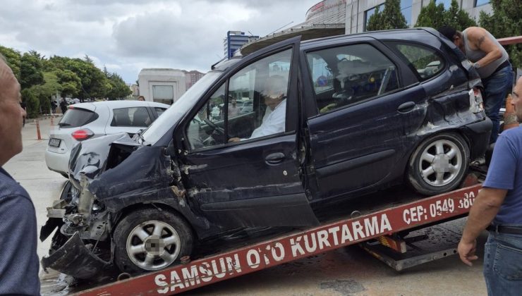 Kaza yaptı, hurdaya dönen aracından inmeyip çekiciyle hastaneye gitti