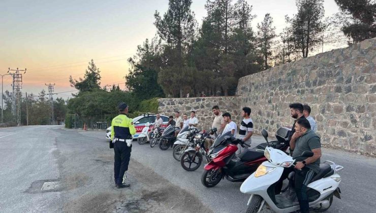 Kilis’te jandarmadan motosiklet sürücülerine eğitim ve denetim