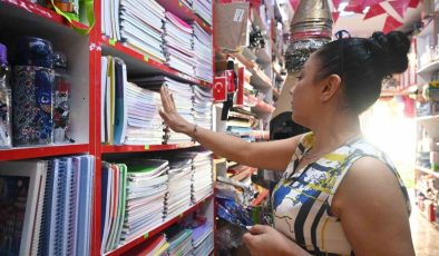 Kırtasiyeciler büyük marketlerden ve alışveriş mağazalarından şikayetçi