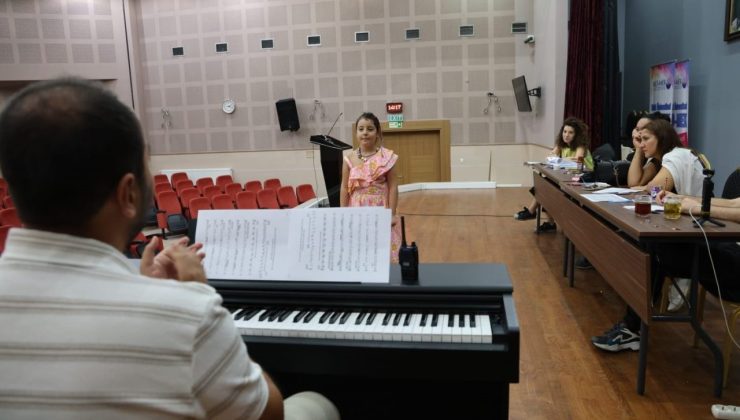 Kocaeli Büyükşehir Konservatuvarı yeni yeteneklerini arıyor