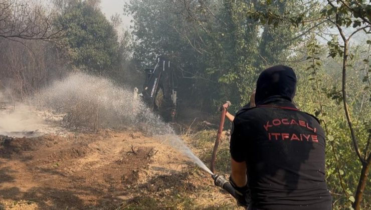 Kocaeli’deki orman yangınına 10 helikopter ve 6 uçakla müdahale sürüyor