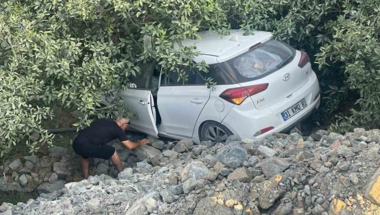 Kontrolden çıkan otomobil bahçeye uçtu: 1 yaralı