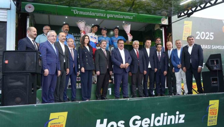 Kurtuluş Yolu Bisiklet Turu’nda kazananlar belli oldu