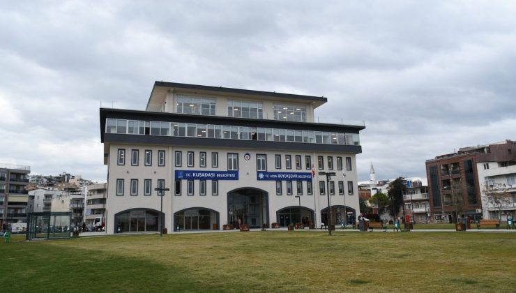 Kuşadası Belediyesi’nden su kesintileri için ASKİ’ye başvuru çağrısı