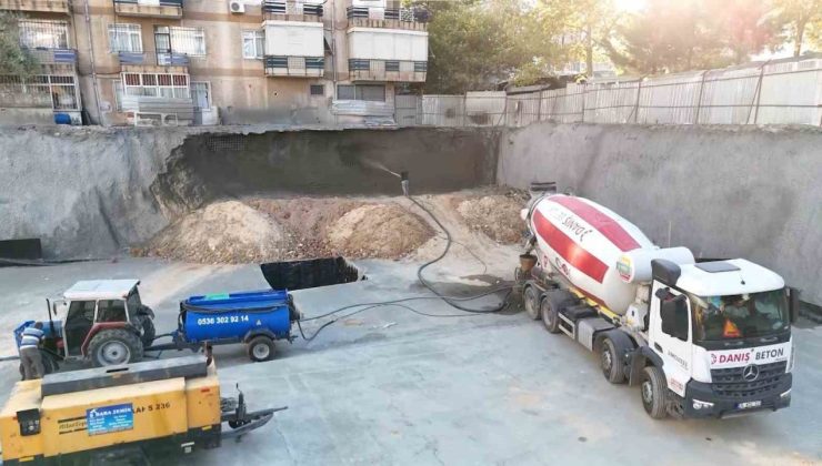 Maltepe’de inşaat yanındaki apartman tedbir amaçlı boşaltıldı
