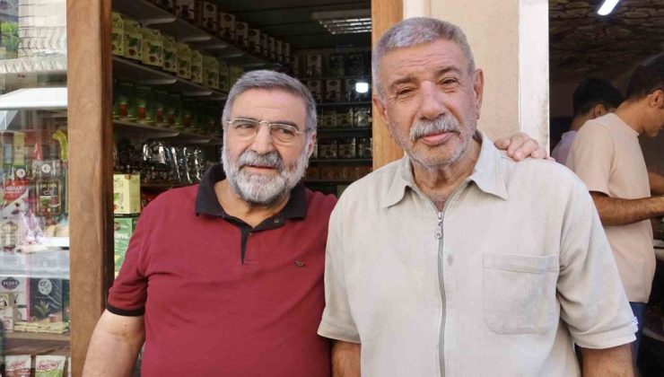Mardin’de iki arkadaş 50 yıl sonra tesadüfen karşılaştı
