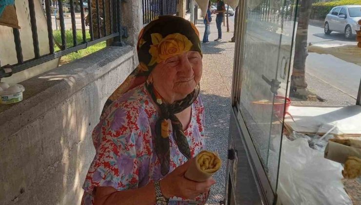 Mensure Teyze’nin çalışma azmi görenleri şaşırtıyor
